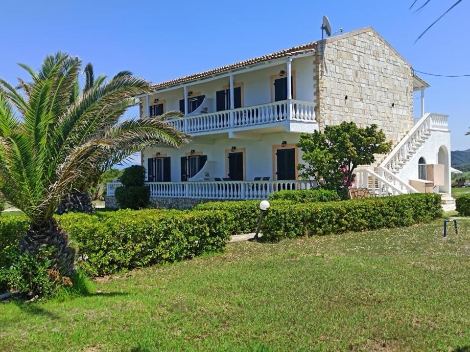 Elli Beach Apartments And Studios Almiros Beach Екстериор снимка