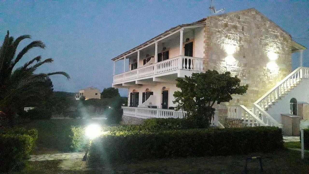 Elli Beach Apartments And Studios Almiros Beach Екстериор снимка