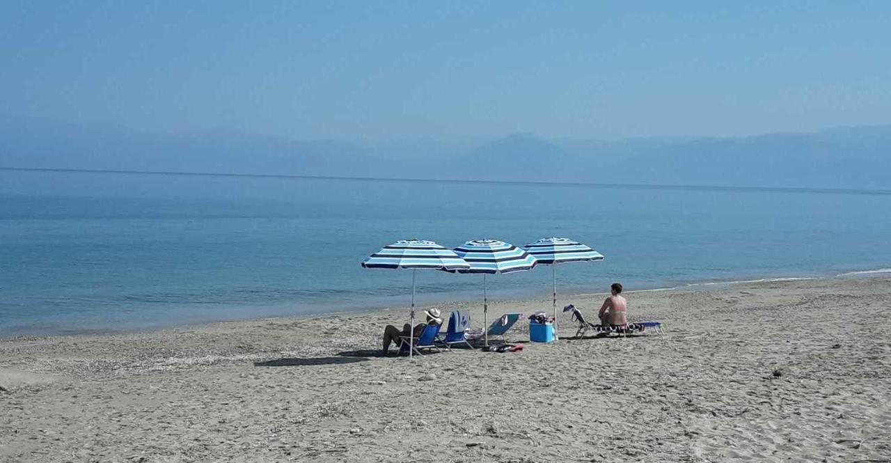 Elli Beach Apartments And Studios Almiros Beach Екстериор снимка